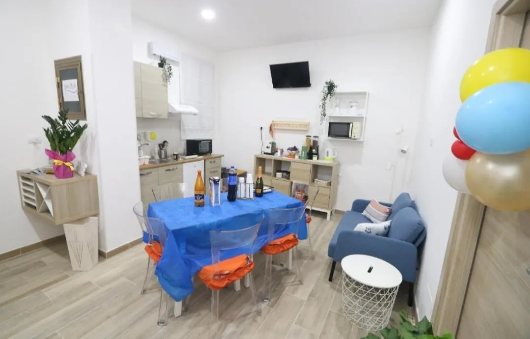 Sole Mio Rooms & Breakfast - Rodi Bari 0*,  Italien